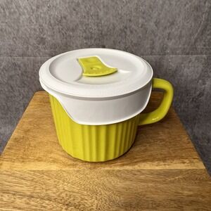 CorningWare Colours Green Stoneware 20oz (591 mL) Microwaveable Mug w/Vented Lid